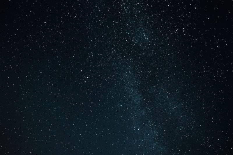 春の星空観賞で出会う、やわらかな夜の楽しみ方